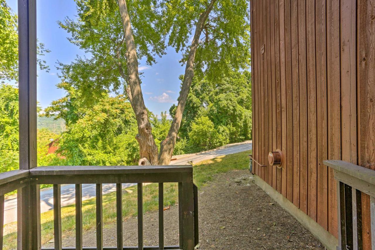 Sun-Lit Vernon Condo Less Than 2 Mi To Ski Resort! Εξωτερικό φωτογραφία